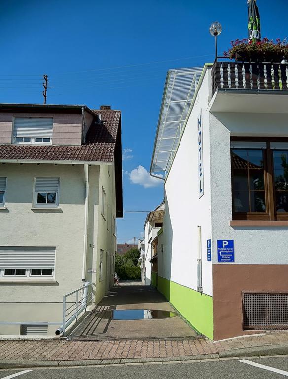 Hotel Heidelberger Tor Dossenheim Exterior foto